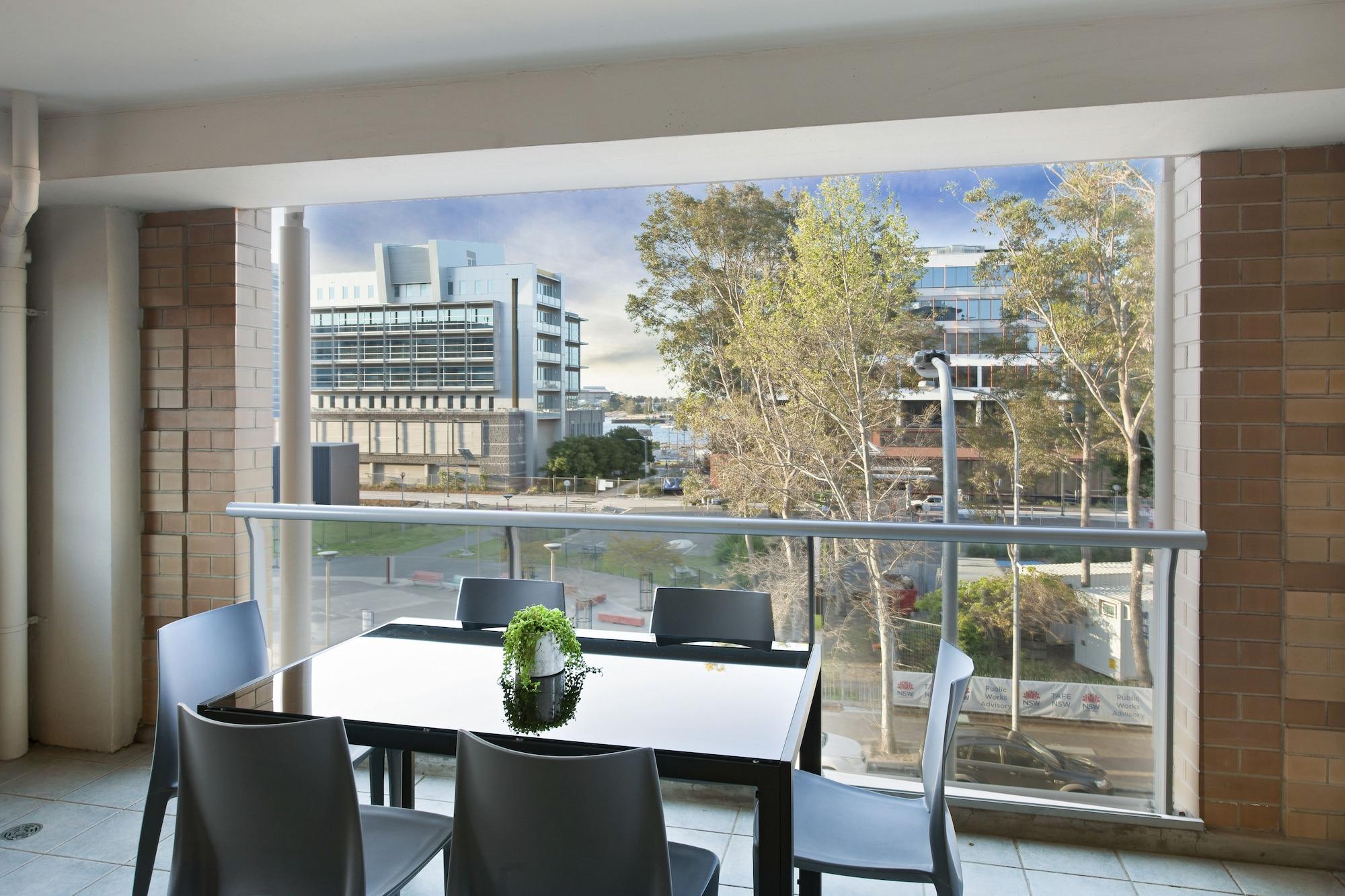 Quest Newcastle Aparthotel Ngoại thất bức ảnh